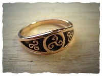 Tolle Motiv Ringe aus Bronze, mit Runen,...