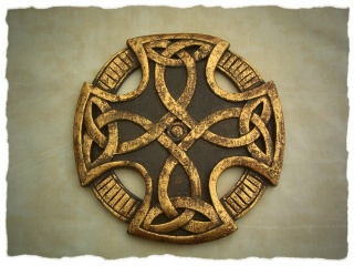 Keltisches Kreuz aus Holz