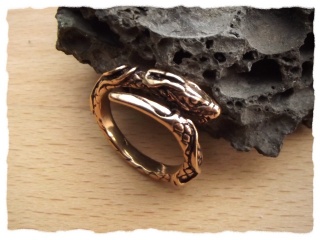 Ring &quot;Midgardschlange&quot; aus Bronze 68/21.5
