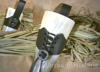 Schwarzer Hornhalter