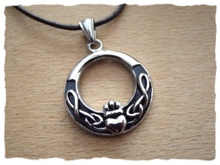 Amulett "Irischer Claddagh"