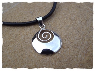 Amulett "Spirale" aus Silber
