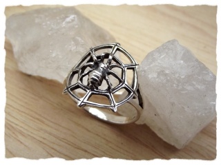 Ring &quot;Spinnennetz&quot; 50/16
