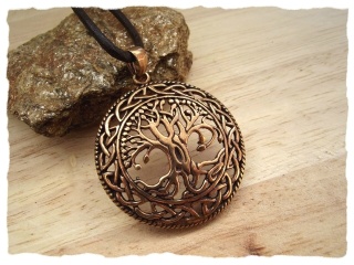 Amulett "Lebensbaum" aus Bronze
