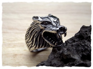 Ring "Wolf" aus Edelstahl US10/62
