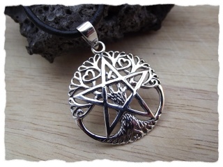 Amulett "Weltenbaum mit Pentagramm"