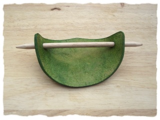 Haarspange "Thors Hammer" mit Holzstift Grün