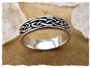 Ring &quot;Keltischer Knoten&quot; aus Silber