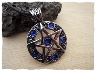 Edelstahlanhänger Pentagramm mit blauen Steinen