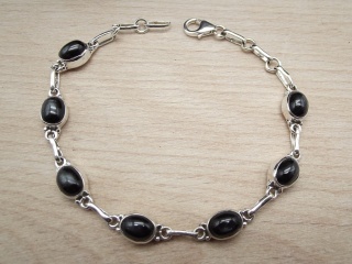 Schmales Silberarmband mit Sterndiopsid Black Star