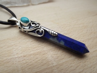 Lapislazuli Spitze mit Silberfassung
