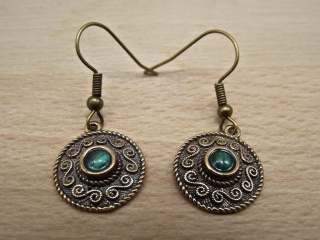 Ohrhänger "Spiralen" aus Bronze mit Malachit