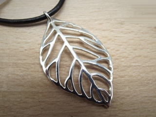 Anhänger Blatt aus Silber
