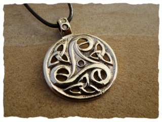 Amulett "Keltische Triskele"