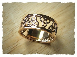 Keltischer Ring "Triquettas"