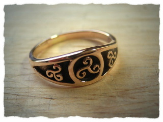 Schmaler Ring &quot;Keltische Triskele&quot;
